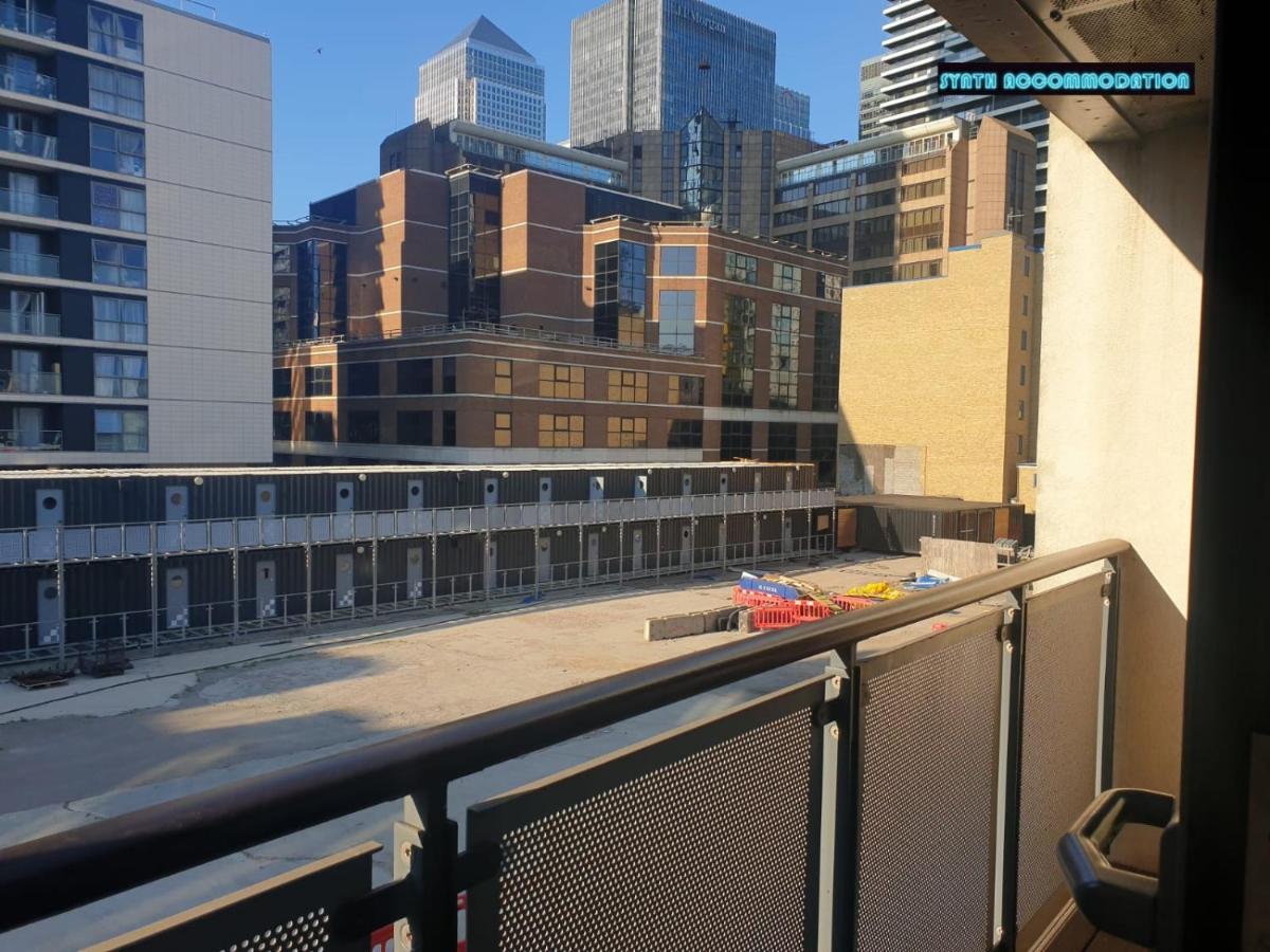 80S Retro 1Bed Studio Serviced Apartment Canary Wharf Perfect For Solo & Couple Travellers Londýn Exteriér fotografie